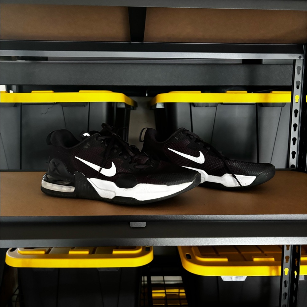 Nike Black and White Men's Sneakers